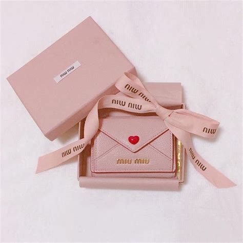 miu miu packaging